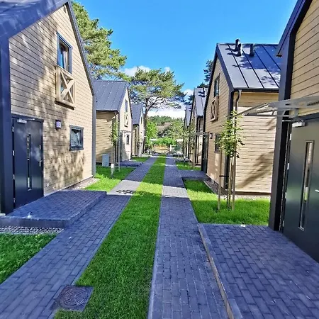 Деревянный коттедж Osrodek Wypoczynkowy Merkury Мжежино