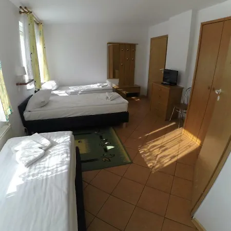 Osrodek Wypoczynkowy Merkury * Mrzeżyno